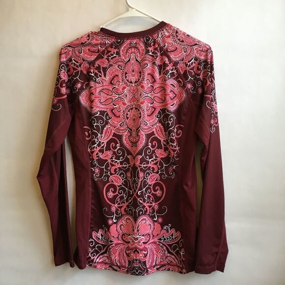 ATHLETA LONG SLEEVED RUNWAY PAISLEY TOP. - Picture 5 of 5